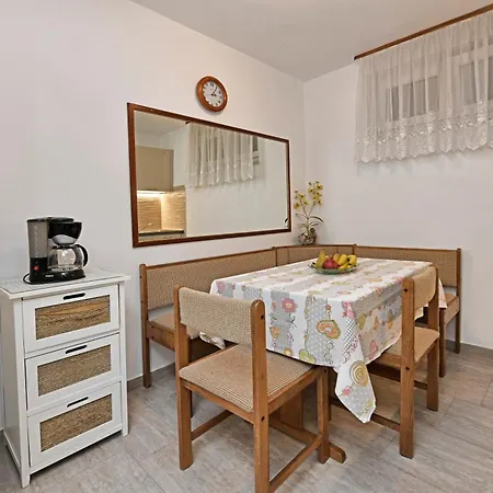 Slavica Vrvari Appartamento