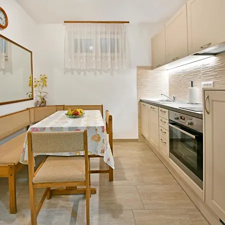 Slavica Vrvari Appartamento Porec