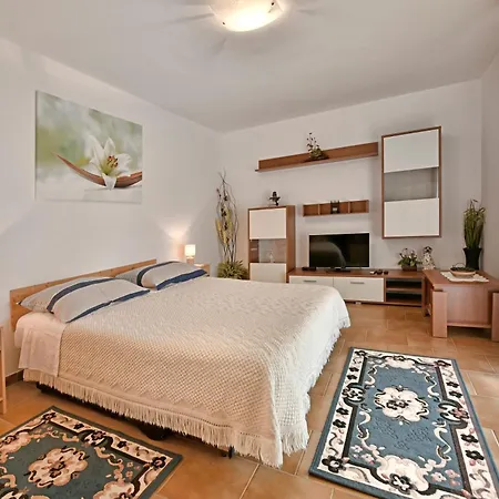 Slavica Vrvari Appartamento Porec