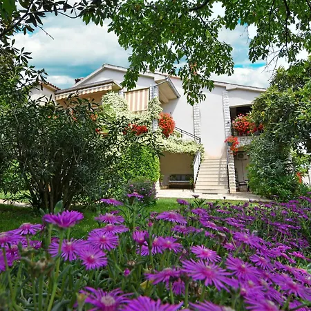 Apartmán Slavica Vrvari *