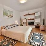 Slavica Vrvari Appartamento Porec